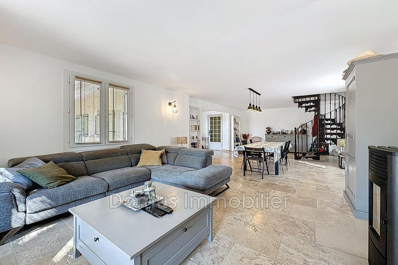 Maison - 135 m² - 5 pièces