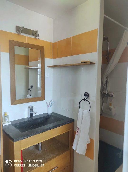 Maison de village - 90 m² - 5 pièces