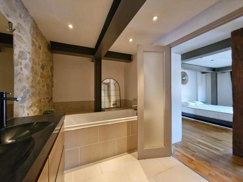 Appartement - 125 m² - 4 pièces