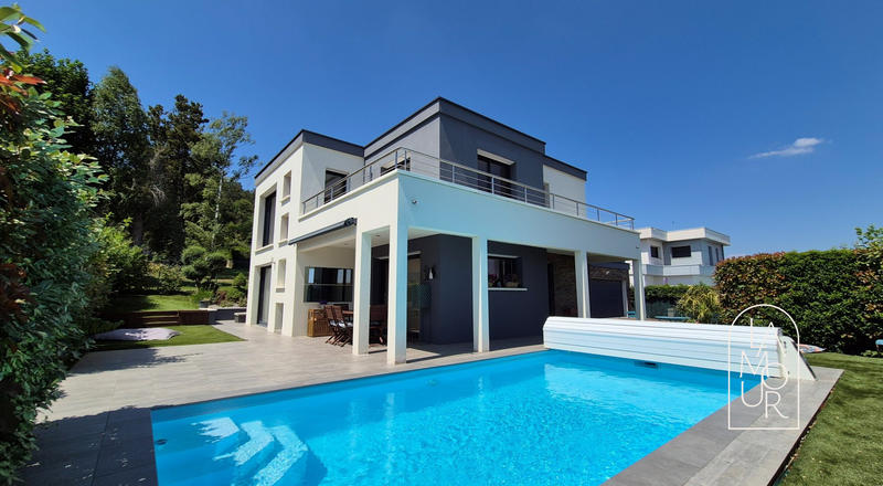 Maison contemporaine - 164 m² - 6 pièces