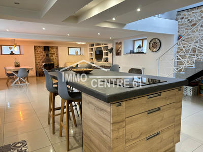 Maison - 153 m² - 5 pièces