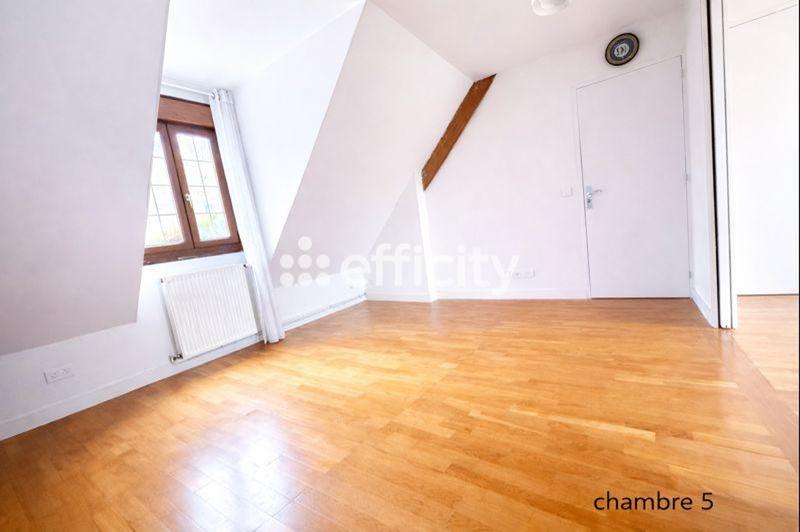 Villa - 160 m² - 7 pièces