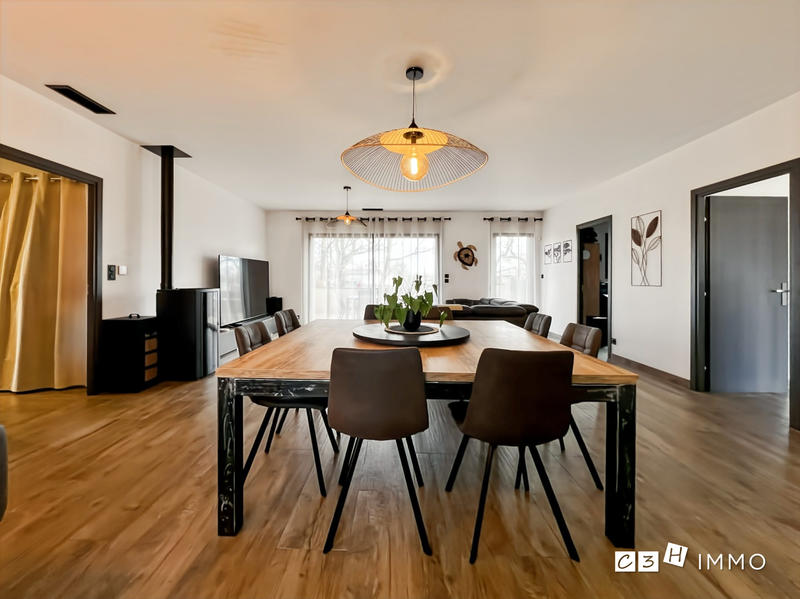 Maison contemporaine - 140 m² - 5 pièces