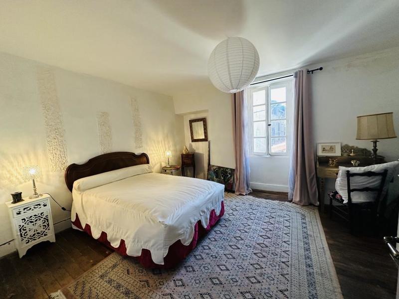 Maison de village - 137 m² - 6 pièces