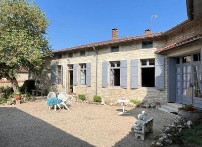 Maison - 162 m² - 4 pièces