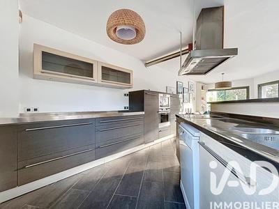 Maison de maîtres - 161 m² - 7 pièces