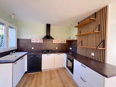 Maison - 81 m² - 4 pièces