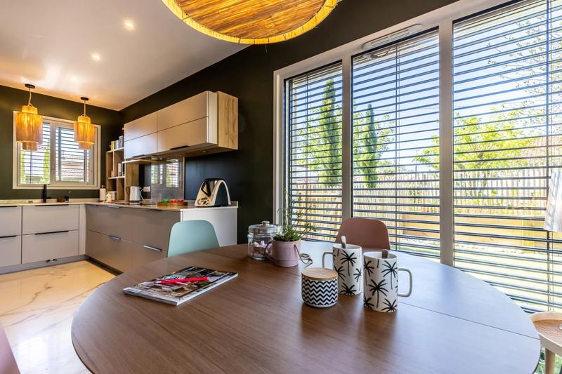 Maison - 110 m² - 5 pièces