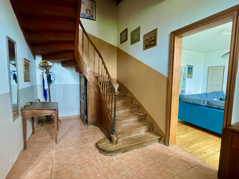 Maison - 430 m² - 13 pièces