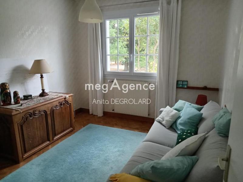 Maison - 200 m² - 5 pièces