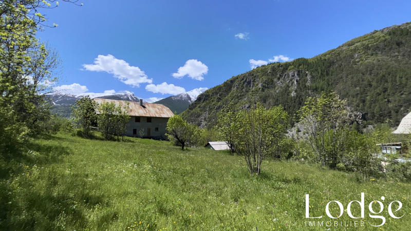 Terrain - 697 m²