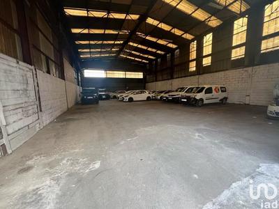 Local commercial - 1 042 m²