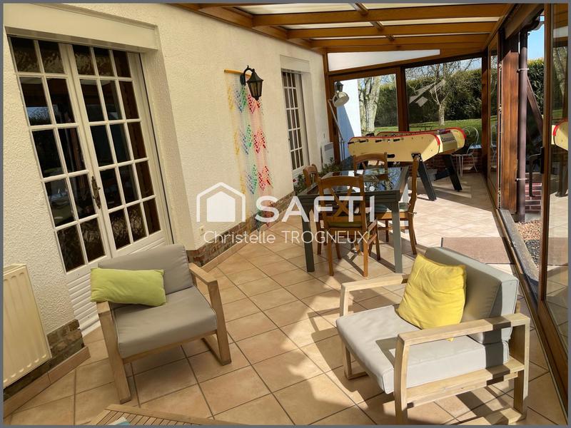 Maison - 200 m² - 7 pièces