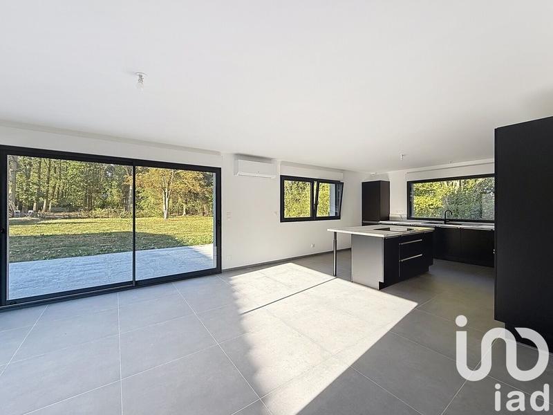 Maison - 140 m² - 6 pièces