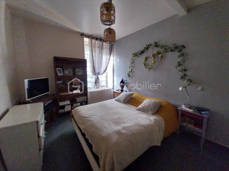 Immeuble - 159 m² - 9 pièces