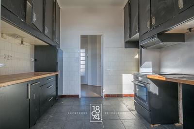 Appartement - 144 m² - 5 pièces