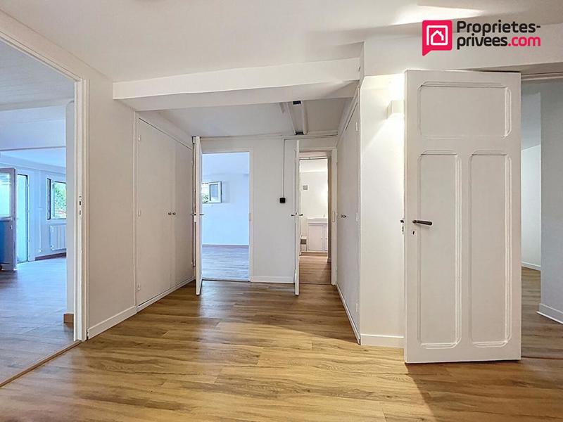 Maison - 171 m² - 6 pièces