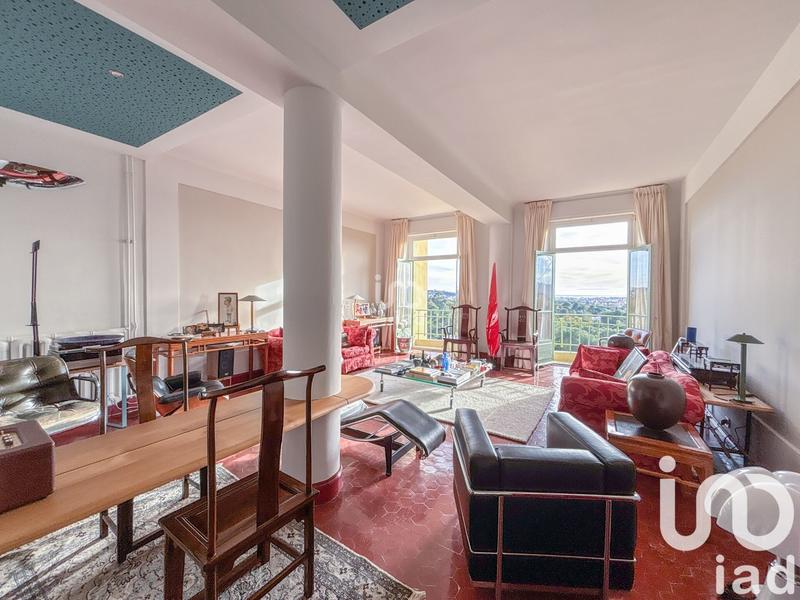 Appartement - 135 m² - 4 pièces