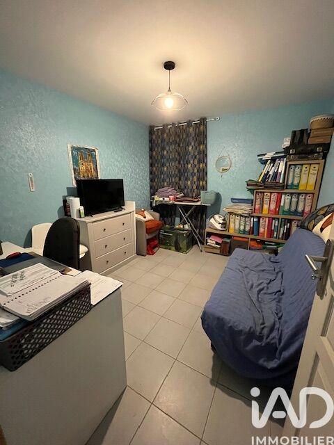 Maison - 204 m² - 6 pièces