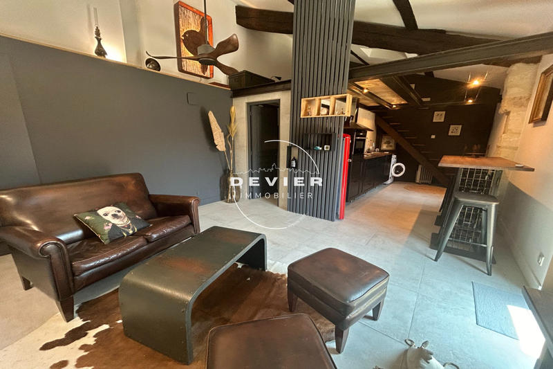 Maison - 200 m² - 7 pièces