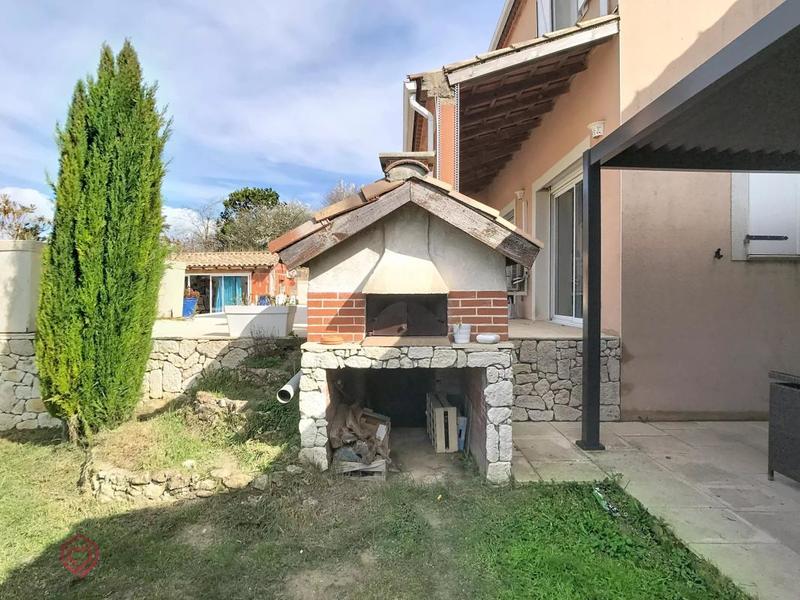 Villa - 205 m² - 7 pièces