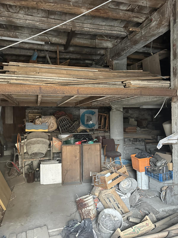 Maison - 400 m² - 3 pièces