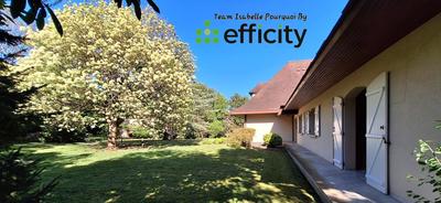 Demeure - 410 m² - 14 pièces