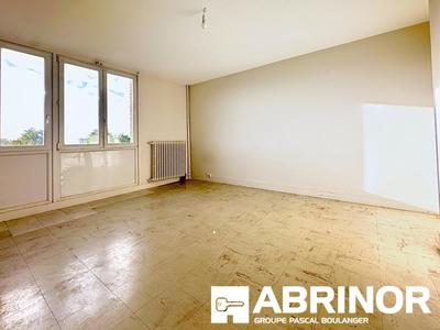 Studio - 44 m² - 2 pièces