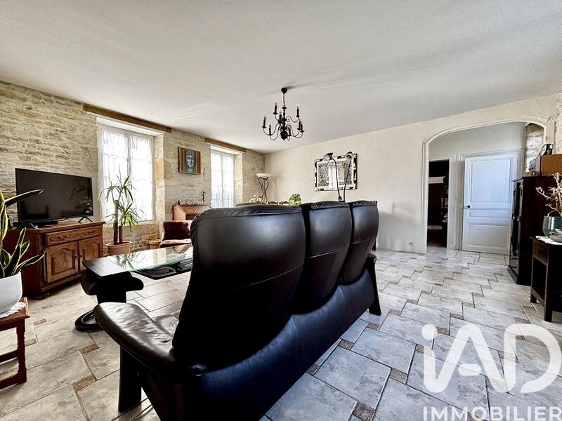 Maison de village - 179 m² - 7 pièces
