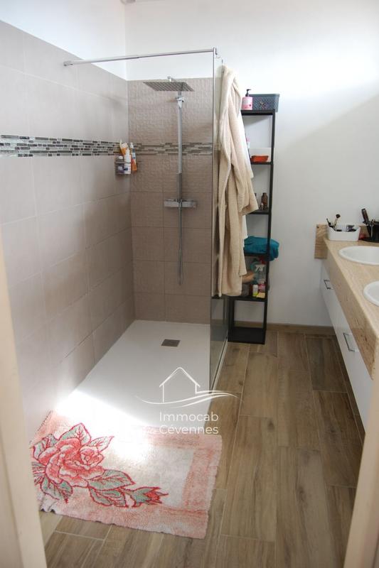 Villa - 220 m² - 8 pièces