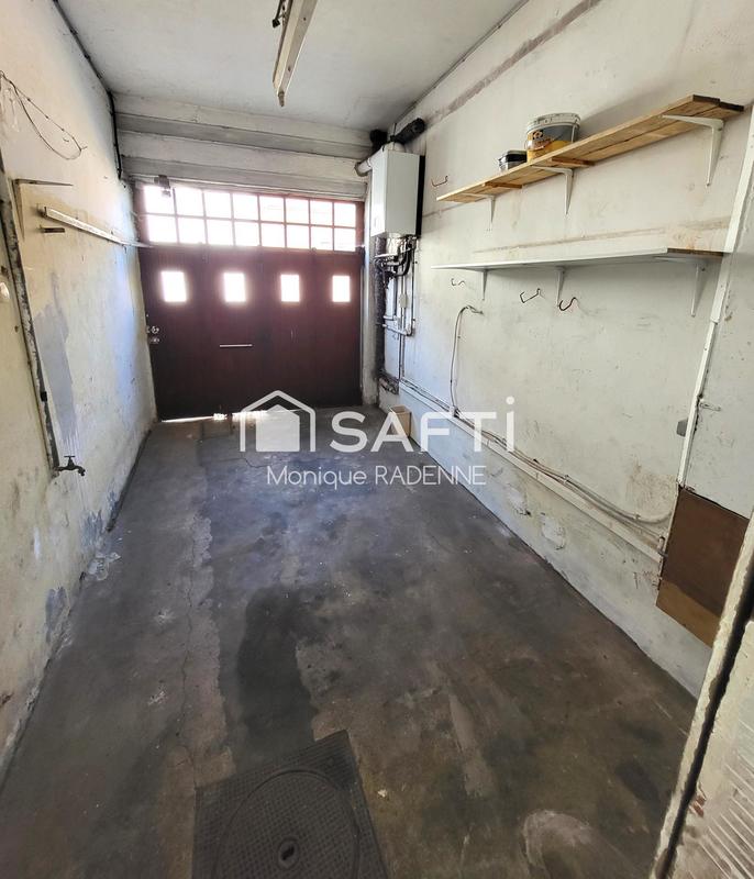 Maison - 267 m² - 12 pièces