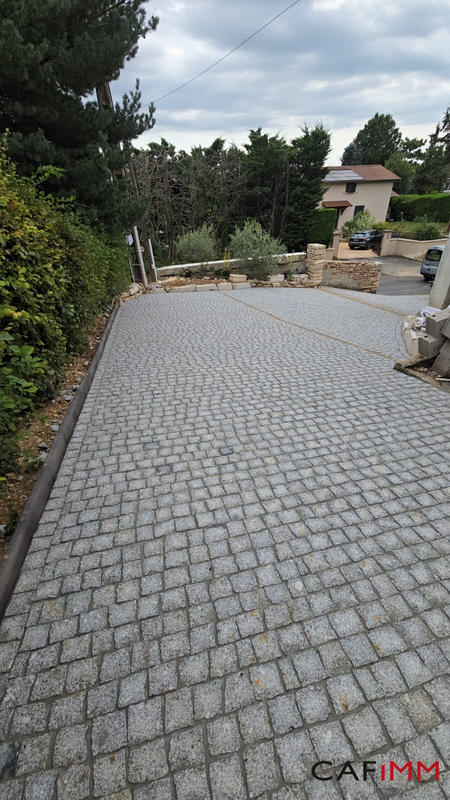 Maison - 127 m² - 5 pièces