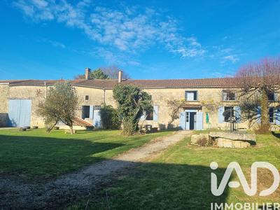 Maison de campagne - 560 m² - 19 pièces