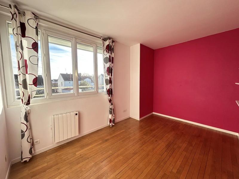 Maison - 198 m² - 11 pièces