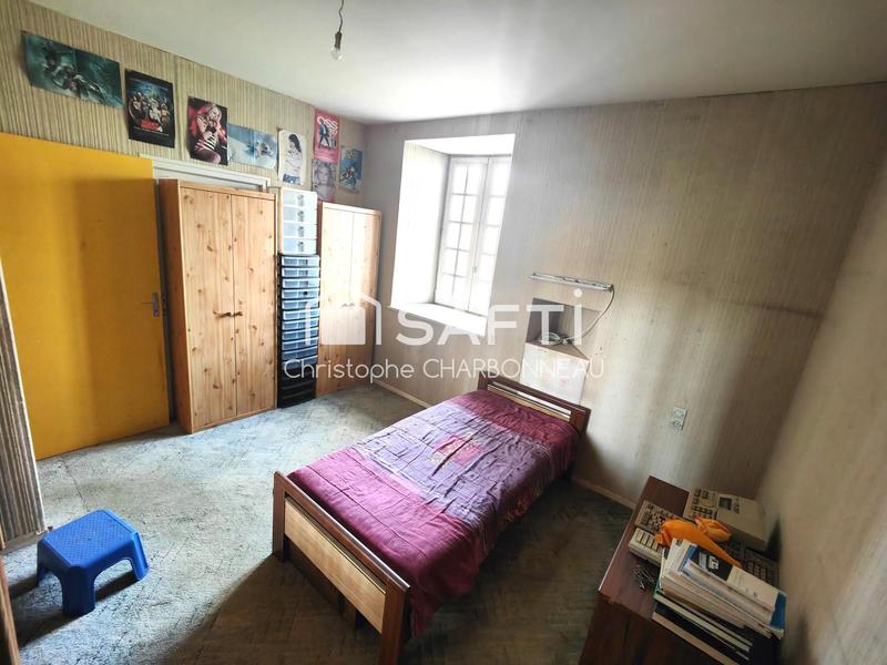 Propriété - 255 m² - 6 pièces