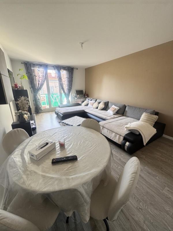 Appartement - 86 m² - 4 pièces