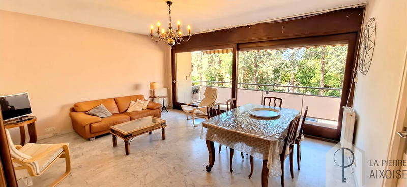 Appartement - 81 m² - 3 pièces