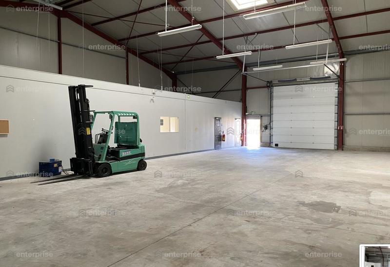 Local d'activité / Entrepôt - 600 m²