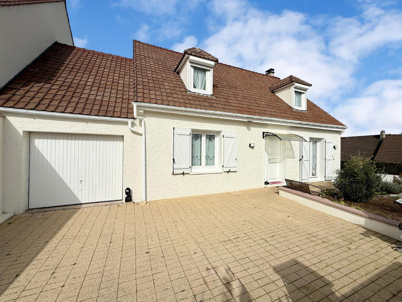 Maison - 133 m² - 6 pièces