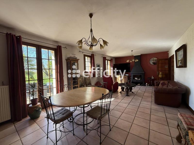 Maison - 160 m² - 5 pièces