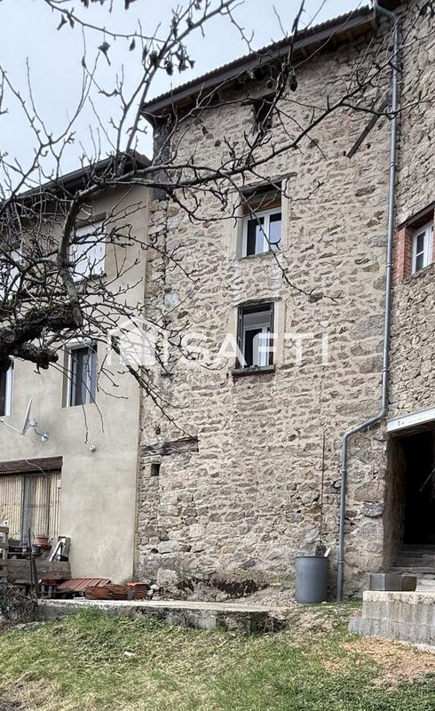 Maison de village - 99 m² - 6 pièces