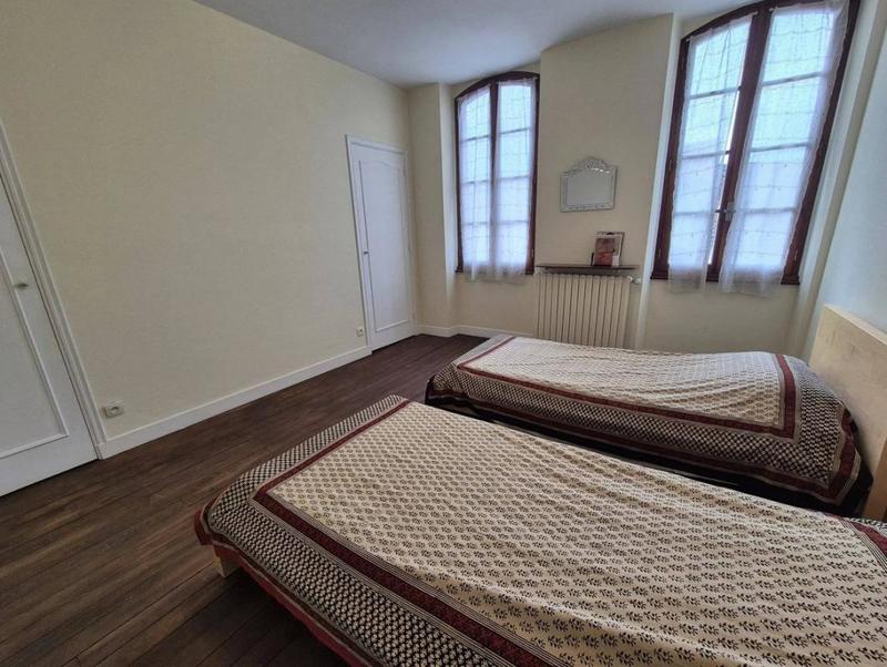 Maison - 178 m² - 6 pièces