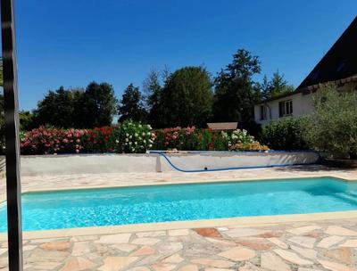 Maison - 260 m² - 8 pièces