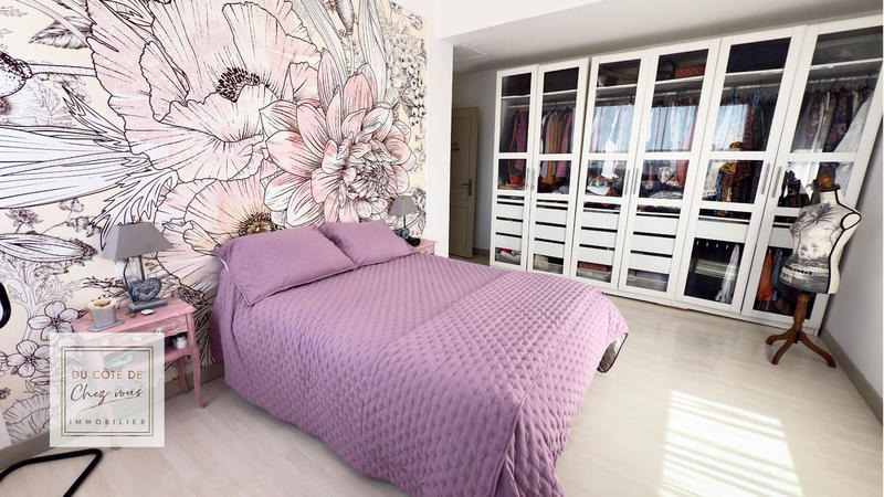 Loft - 149 m² - 7 pièces