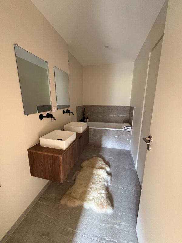 Appartement - 108 m² - 5 pièces