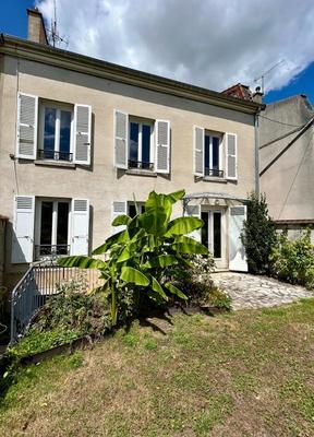 Maison - 178 m² - 8 pièces
