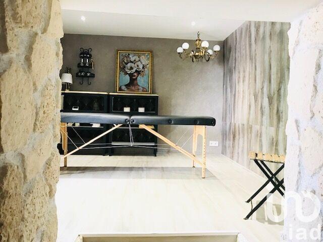 Maison - 183 m² - 5 pièces