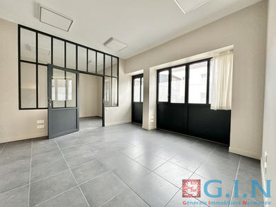 Local commercial - 123 m²