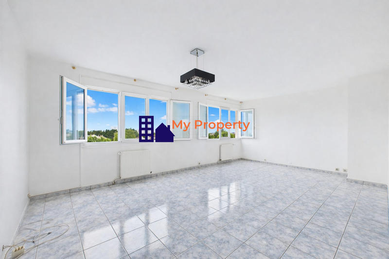 Appartement - 72 m² - 4 pièces