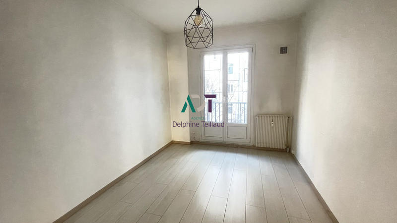 Appartement - 87 m² - 4 pièces
